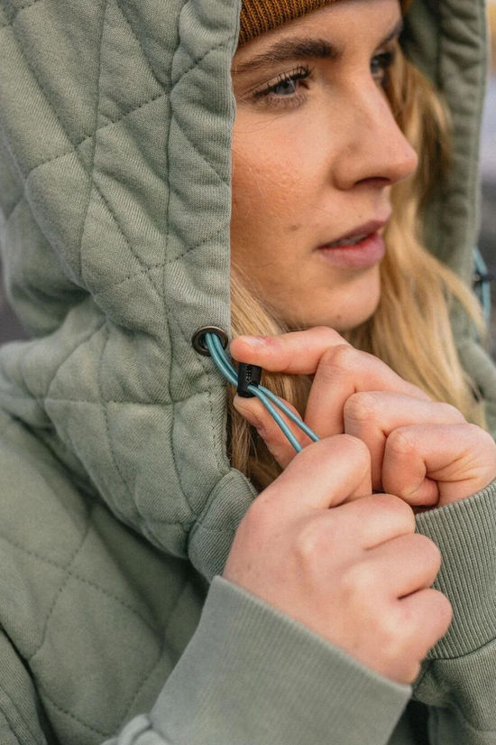 Passenger Womens Clementine Recycled Quilted Popper Up Hoodie Pistachio