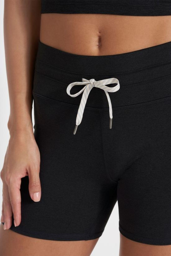 Vuori Womens Halo Vintage Shorts Black