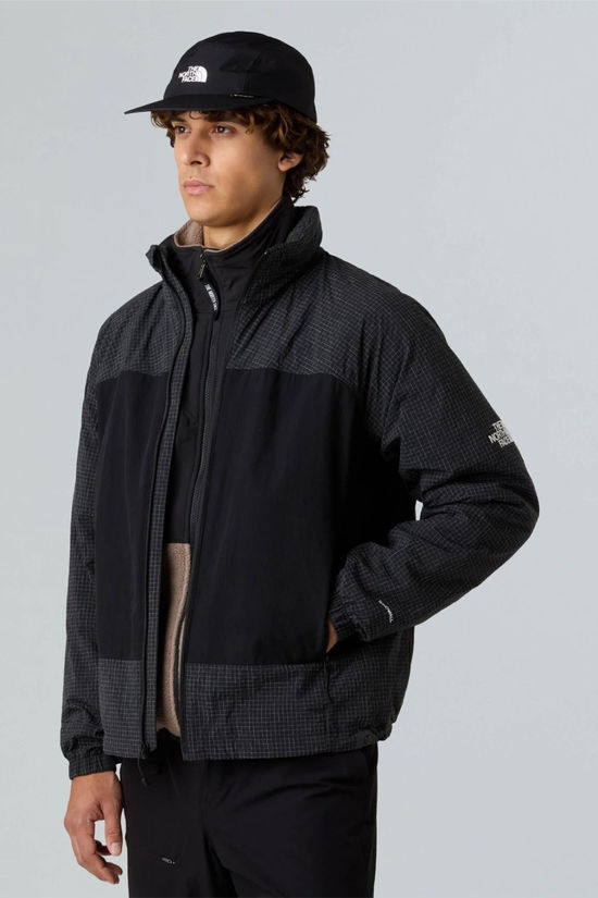 The North Face Mens Hike Utility Wind Jacket  Tnf Black
