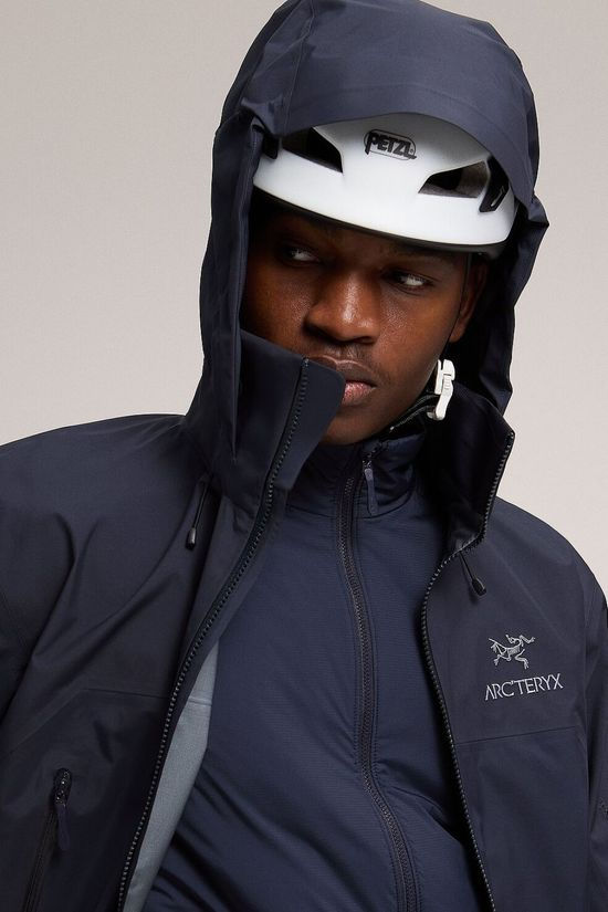 Arc'teryx Mens Beta AR Jacket Black Sapphire