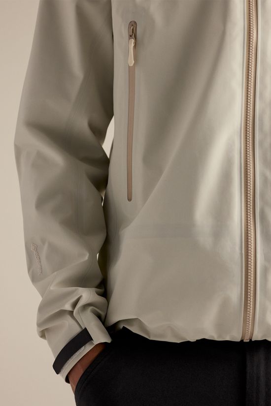 Arc'teryx Mens Beta Jacket Sea Salt