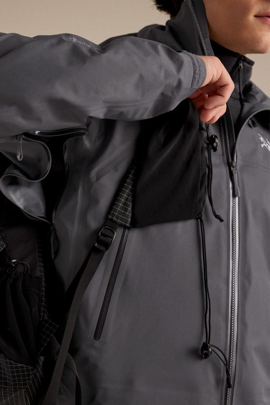 Arc'teryx Mens Beta SL Jacket Cloud