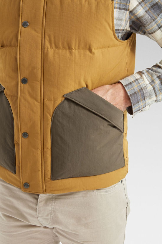Patagonia Mens Downdrift Vest  Shelter Brown