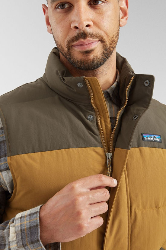 Patagonia Mens Downdrift Vest  Shelter Brown