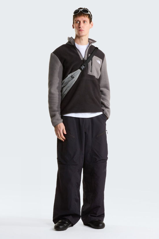 The North Face Mens Yumiori Quarter Zip Fleece  Tnf Black/Smoked Pearl