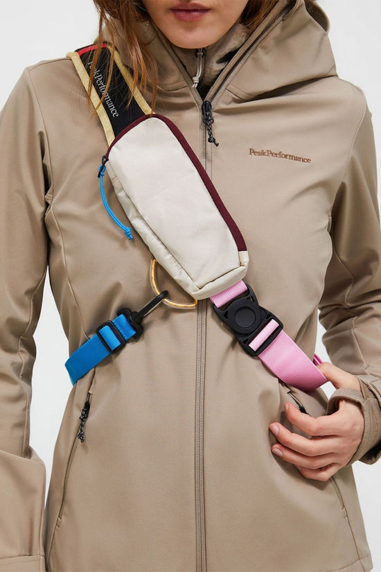 Peak Performance Outdoor Sling Bag Cloud