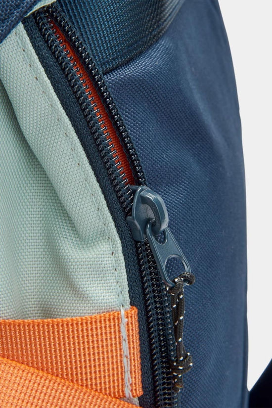 Passenger Unisex Boondocker Recycled 26L Backpack Rich Navy/Surf Spray/Moonlight Blue
