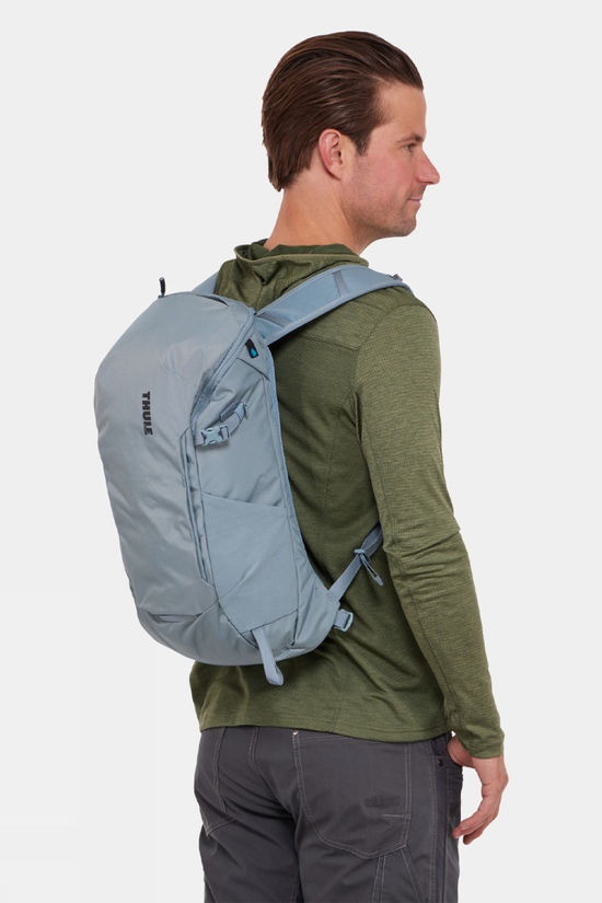 Thule All Trail 18L Daypack Pond