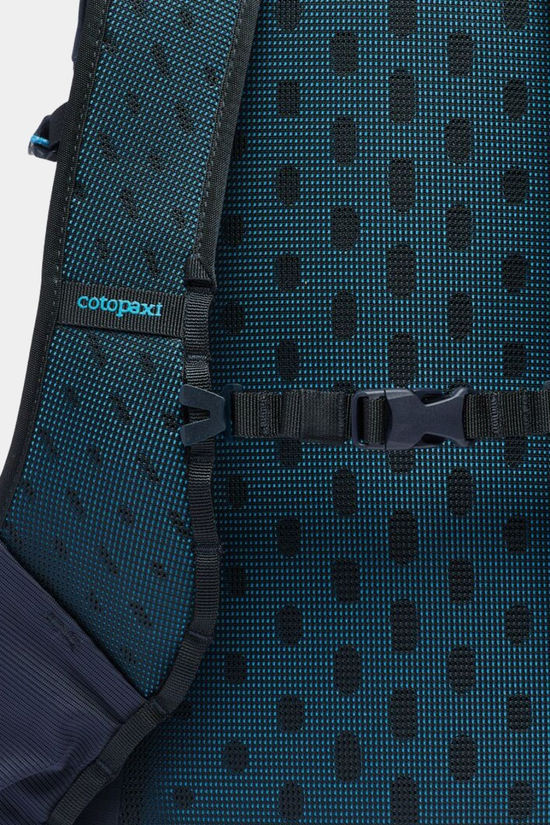 Cotopaxi Elqui 18L Backpack Carbon