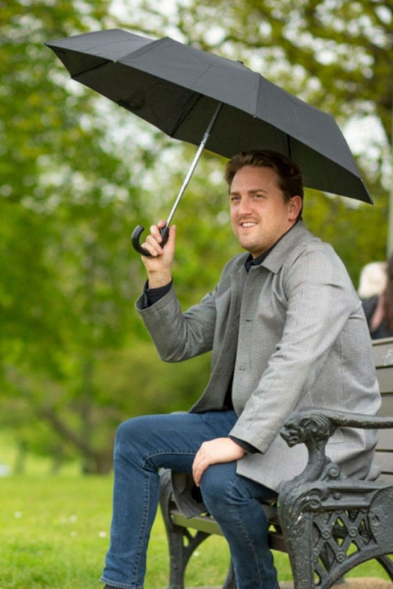 Fulton Open and Close 11 Umbrella Black