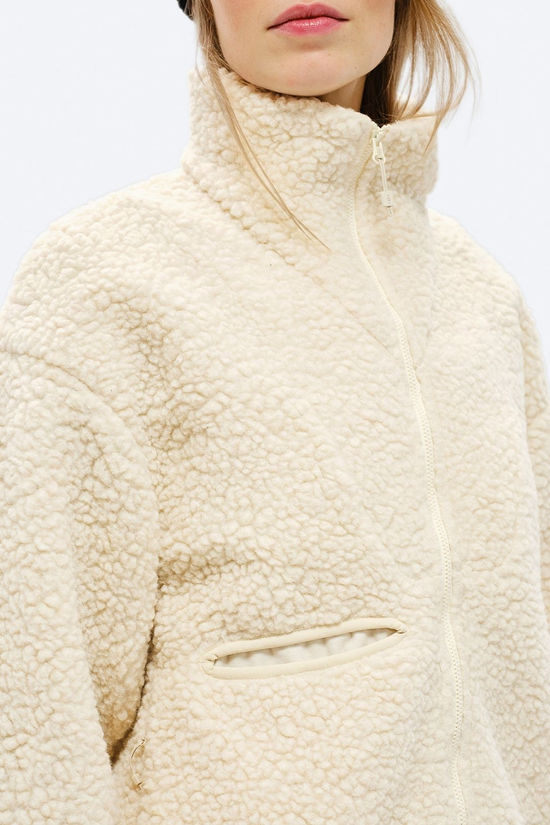 The Mountain Studio Womens E-3 Soft Wool Pile Jacket Castle Wall