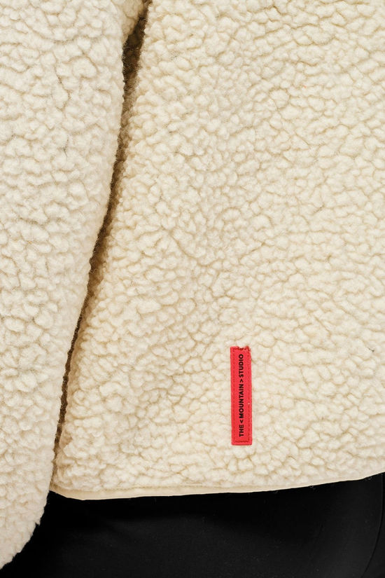 The Mountain Studio Womens E-3 Soft Wool Pile Jacket Castle Wall
