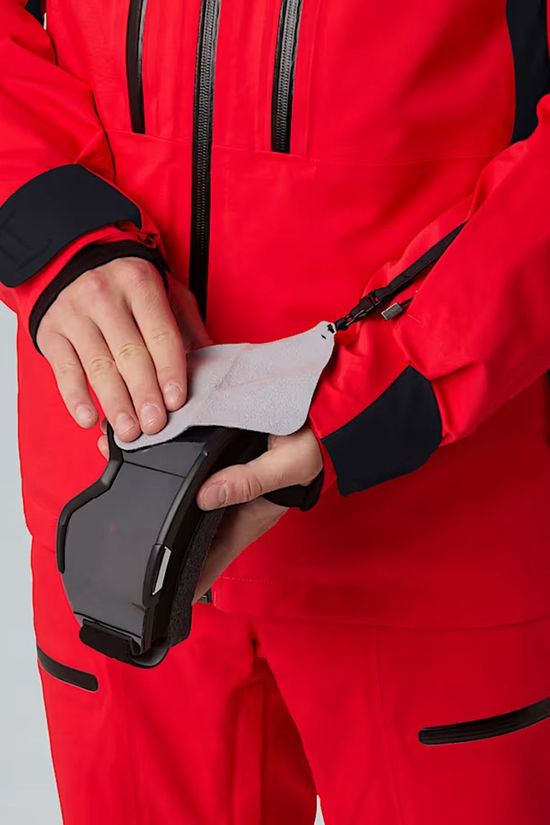 The North Face Mens Chakal Ski Jacket  Elevation Red/Tnf Black