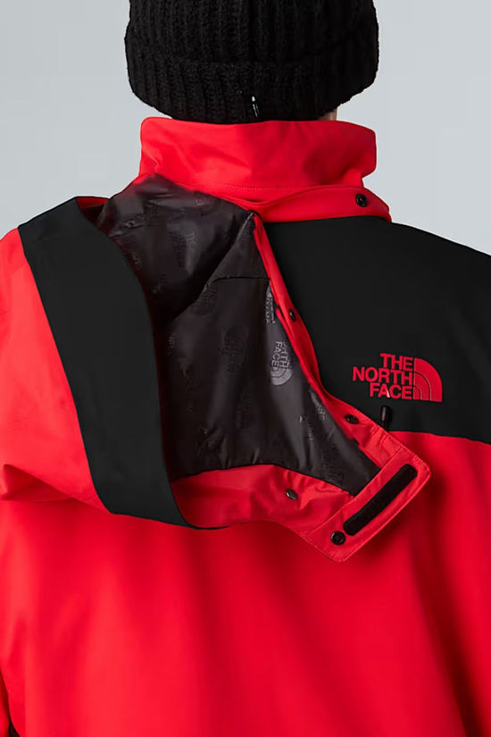The North Face Mens Chakal Ski Jacket  Elevation Red/Tnf Black