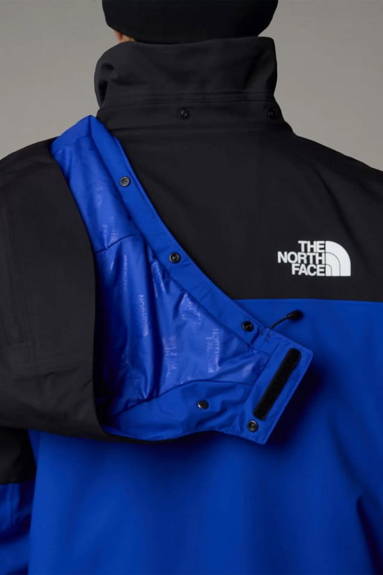 The North Face Mens Chakal Ski Jacket  Tnf Blue/Tnf Black