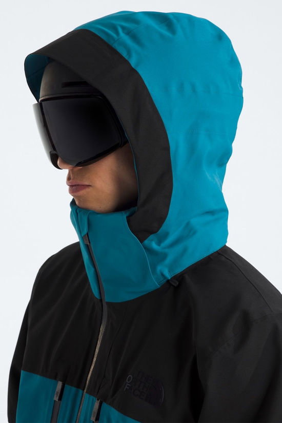 The North Face Mens Chakal Ski Jacket  Dusk Blue/Tnf Black