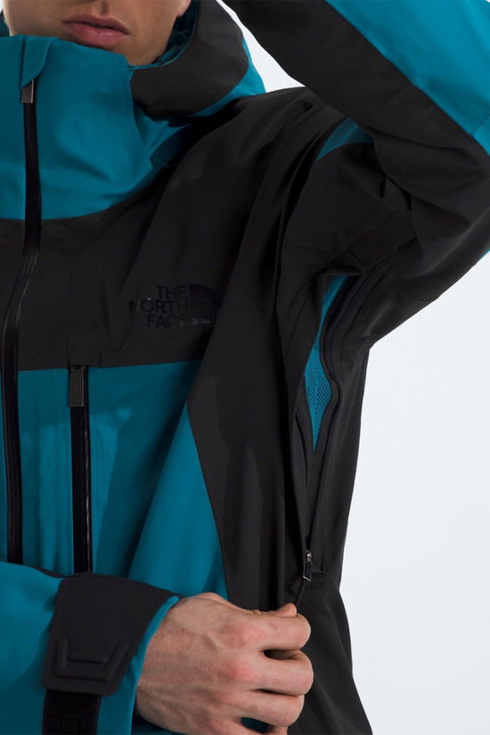 The North Face Mens Chakal Ski Jacket  Dusk Blue/Tnf Black