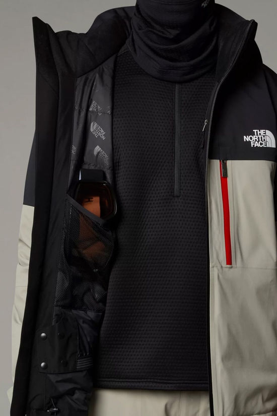 The North Face Mens Chakal Ski Jacket  Clay Grey/Tnf Black