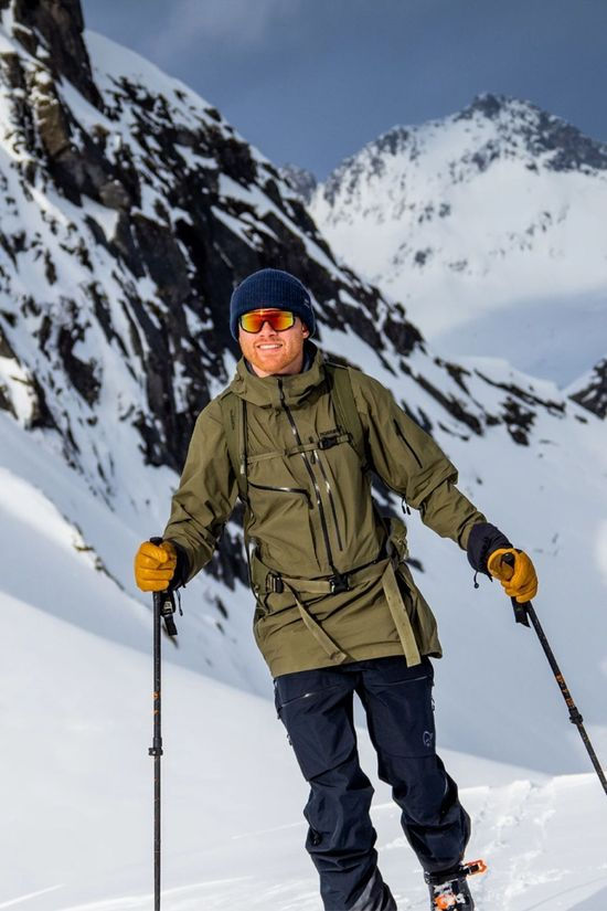 Norrona Mens Lofoten GTX Pro Anorak Jacket Olive Night