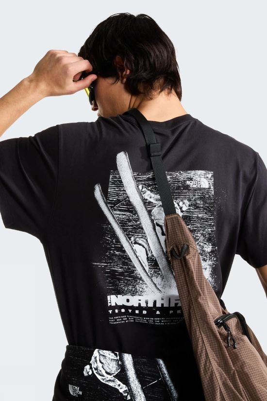 The North Face Mens Tested And Proven Relaxed T-Shirt Tnf Black