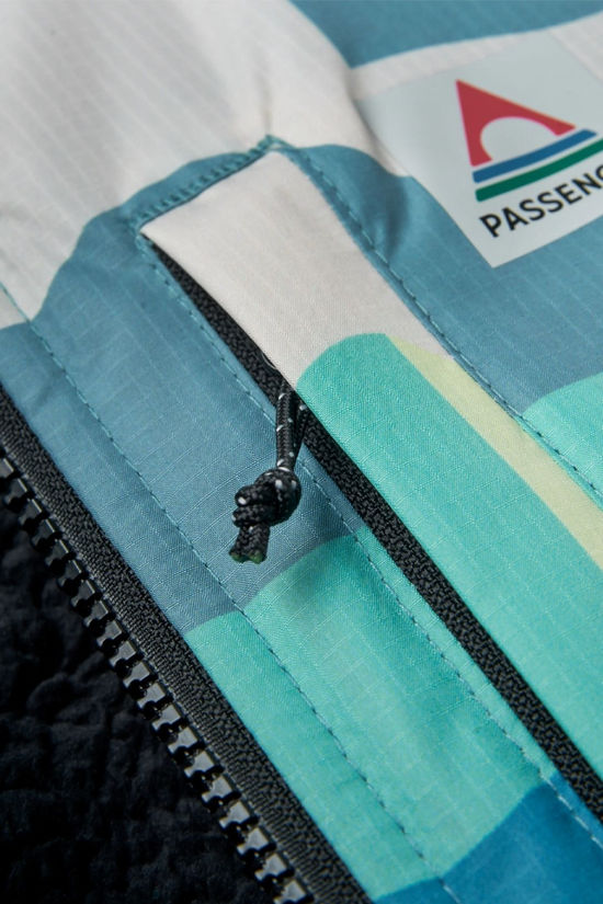 Passenger Unisex Waves Recycled Sherpa Lined Changing Robe Vista Patchwork Aqua