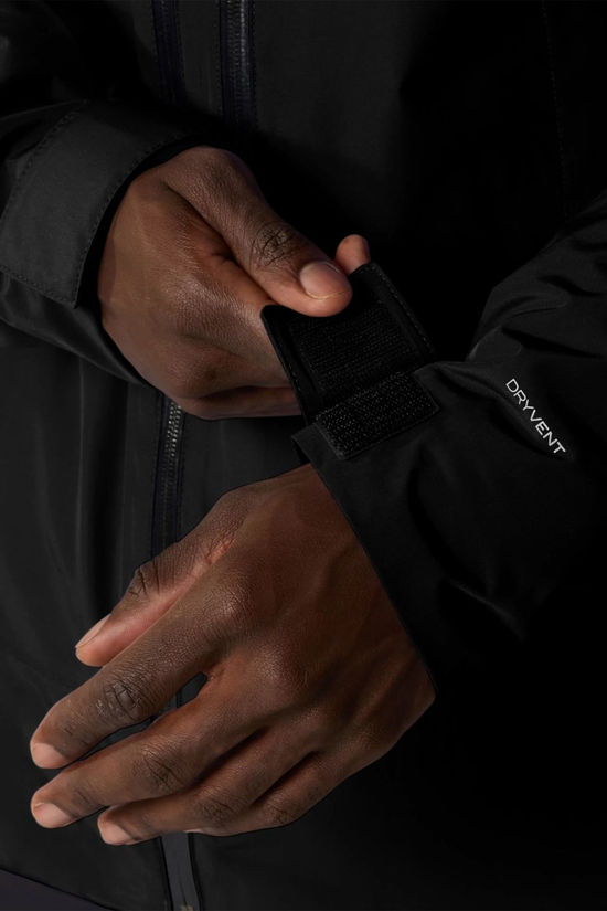 The North Face Mens Descendit Ski Jacket TNF Black
